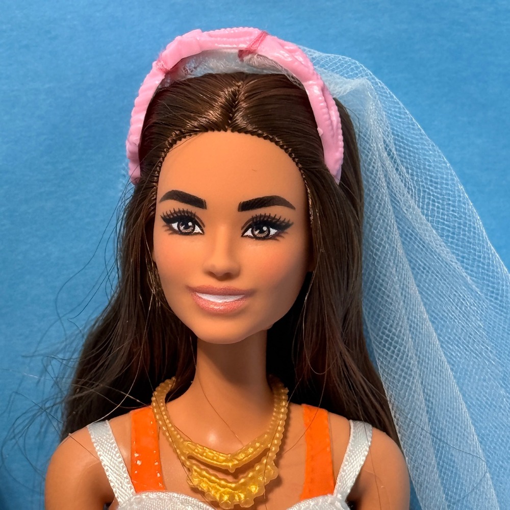 Mattel Barbie and Ken Wedding Doll Set Bride and Groom HXX50 Tuxedo Dress 12in * - Picture 4 of 8